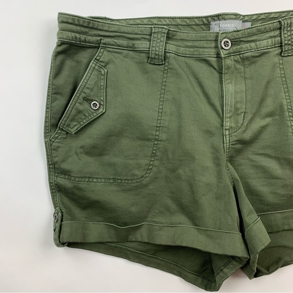 Torrid Military Stretch Twill Shorts Sz 24 - Picture 3 of 10